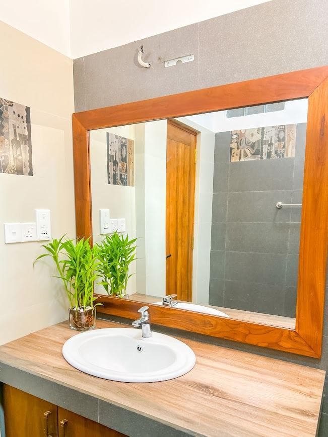 Arverne Villa Kandy — Bathroom